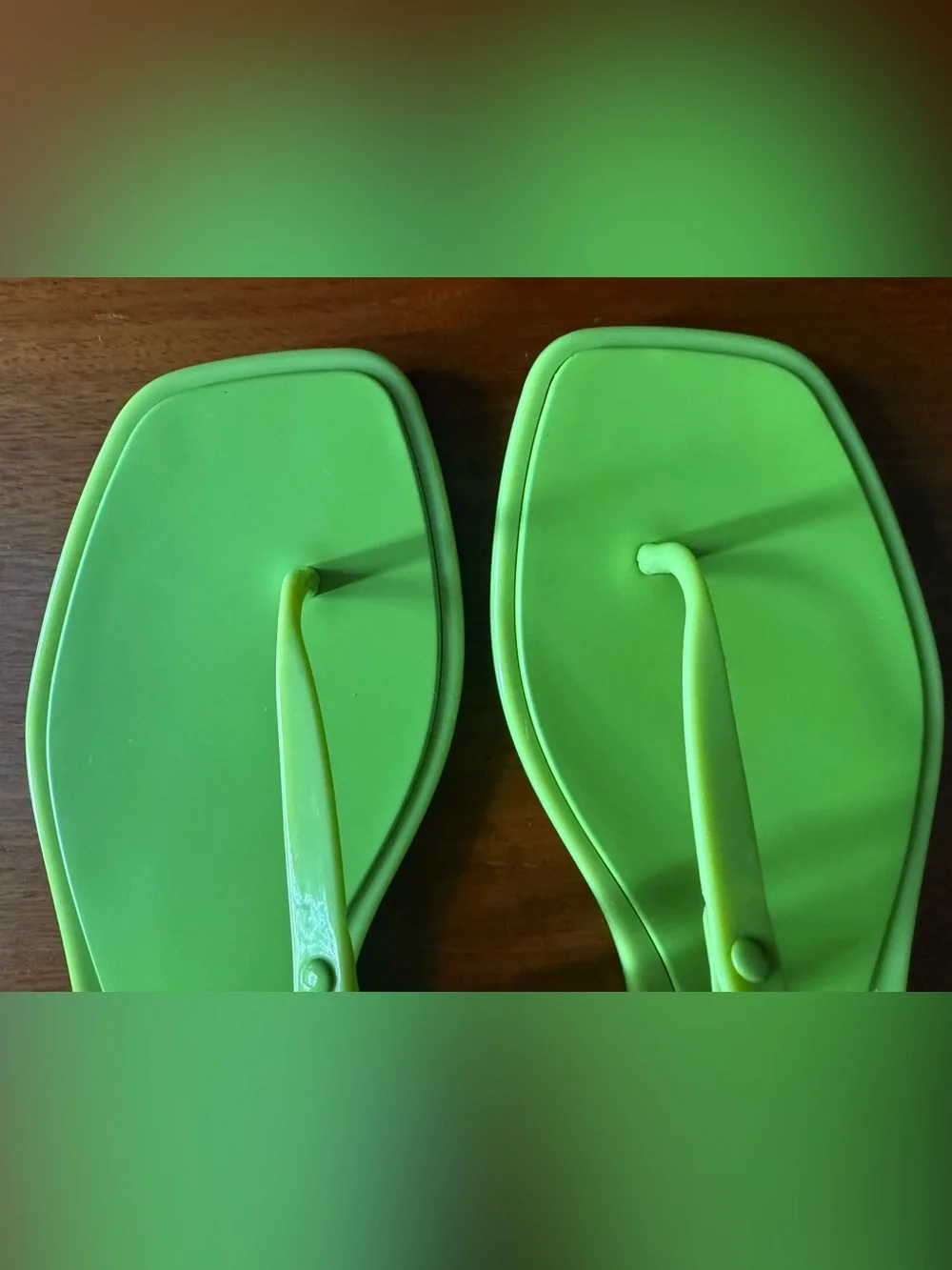 tory burch leaf green roxanne jelly thong sandals, women’s 9 NEW